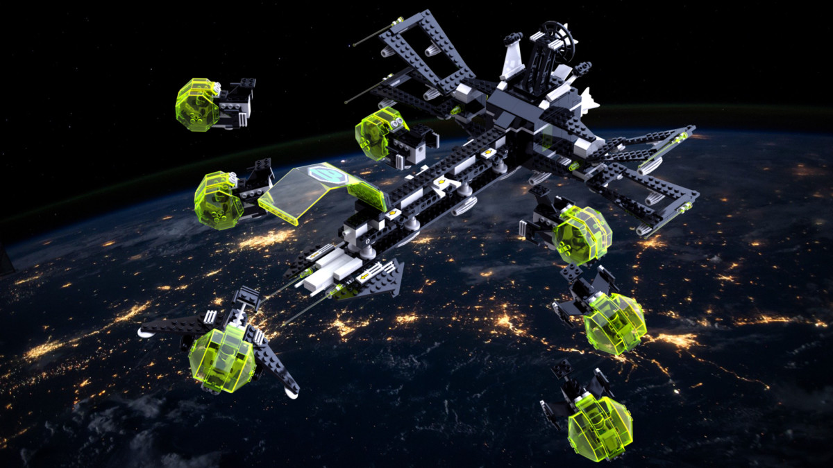 LEGO Blacktron 2 - AFIF - Deploying intruder ships