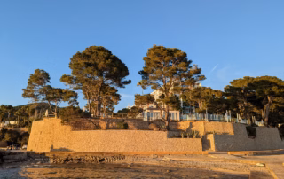 Hipotels Eurotel Punta Rotja im Sonnenuntergang am Meer